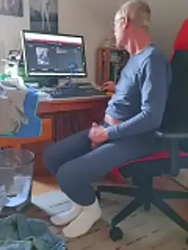 BerndisCam online show from December 1, 2:29 pm