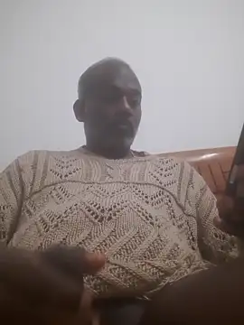 strongguyindia online show from November 30, 7:36 pm