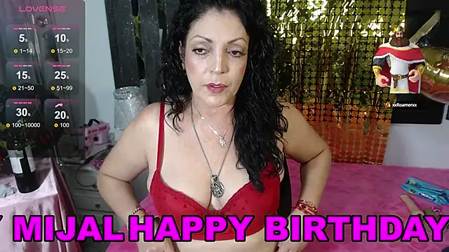 Snapshot of mijal_queen chatting on March 8, 5:38 am mijal queen online show from March 8, 5:38 am