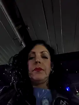 Snapshot of mijal_queen chatting on October 19, 1:41 am mijal queen online show from October 19, 1:41 am