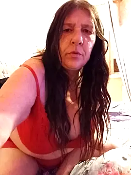 Leanne43 online show from May 5, 12:35 am