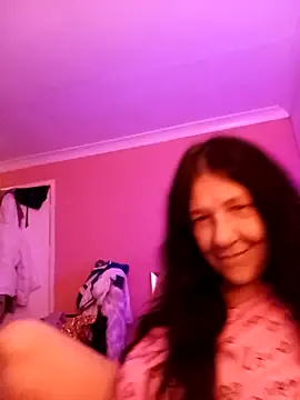 Leanne43 online show from April 2, 11:44 pm