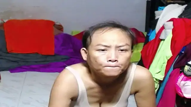 1CuteAndSexy69 online show from October 26, 2:17 pm