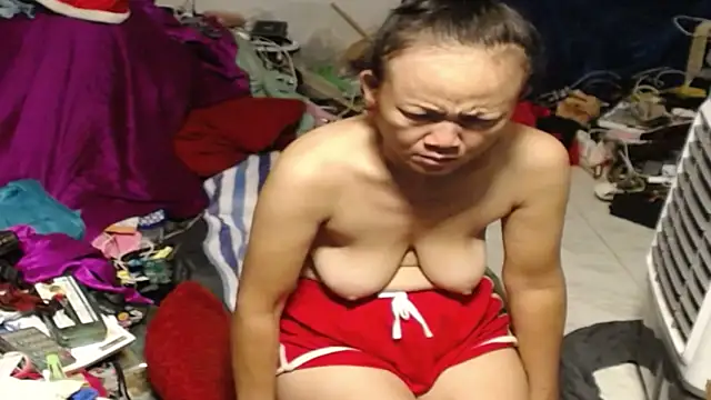 1CuteAndSexy69 online show from June 27, 2:17 am