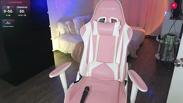 queenxlexy online show from May 10, 6:54 pm