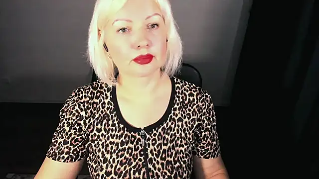 Angelaroberti3 online show from March 28, 5:58 pm