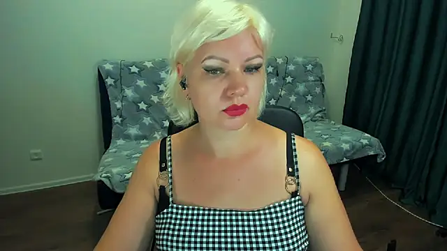 Angelaroberti3 online show from September 26, 5:09 pm