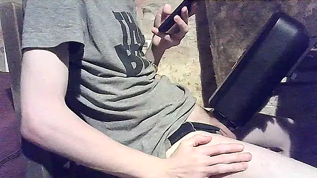 Babi Kisi online show from December 20, 1:33 pm