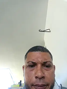 tropikboy online show from November 22, 12:15 pm