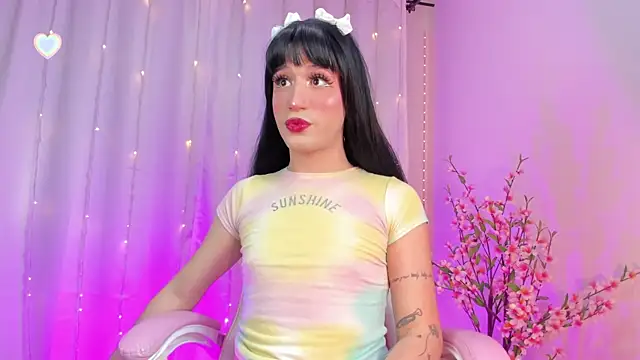 rosseblondee online show from September 15, 9:37 pm