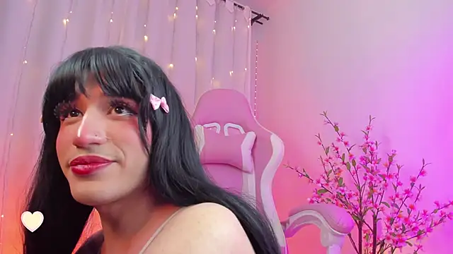 rosseblondee online show from October 12, 10:00 pm