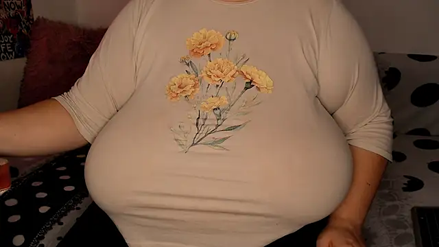 SenzualHotM online show from November 21, 1:10 pm