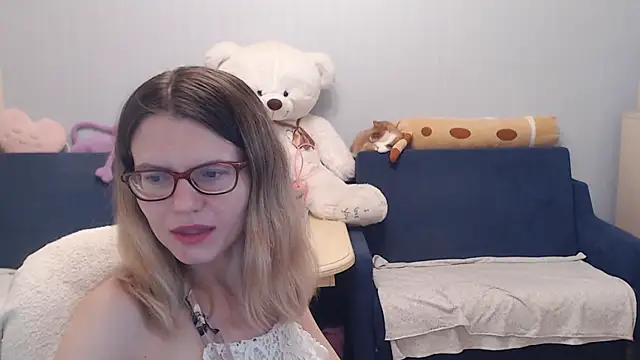 Snapshot of night_is_dark chatting on November 20, 5:46 pm night is dark online show from November 20, 5:46 pm