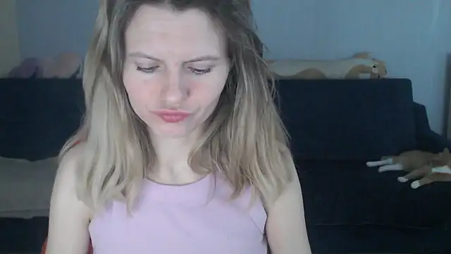 night is dark online show from March 13, 10:26 pm