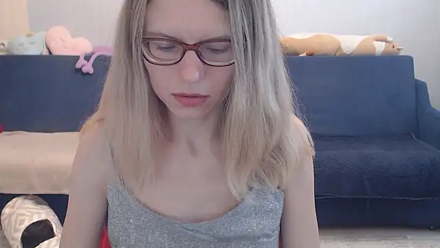 night is dark online show from March 26, 3:21 pm