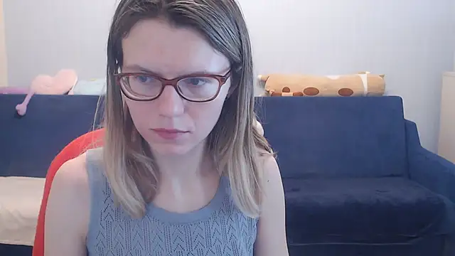 night is dark online show from February 26, 3:56 pm