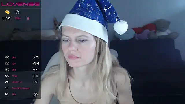 Snapshot of night_is_dark chatting on December 28, 12:03 pm night is dark online show from December 28, 12:03 pm