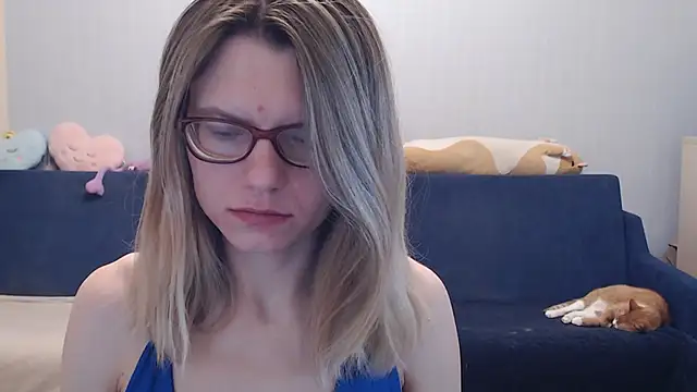 night is dark online show from February 8, 4:37 pm