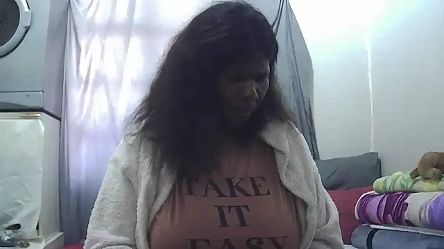 Delicioussexy online show from July 9, 8:48 am