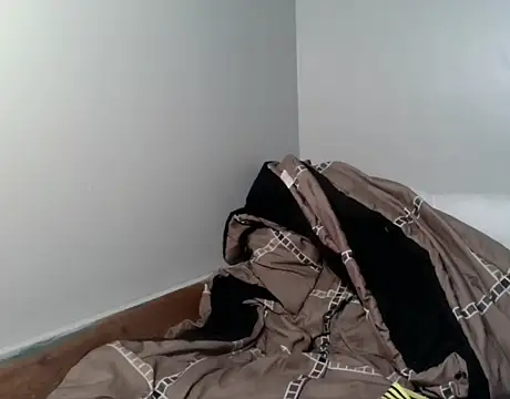 IxanSantiago95 online show from October 31, 9:39 am