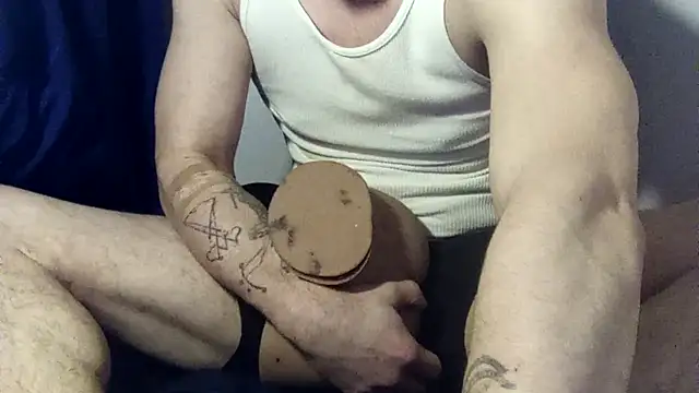 IxanSantiago95 online show from March 26, 1:42 pm