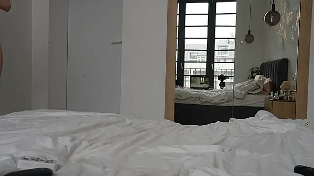 ibiddi online show from March 29, 9:55 am