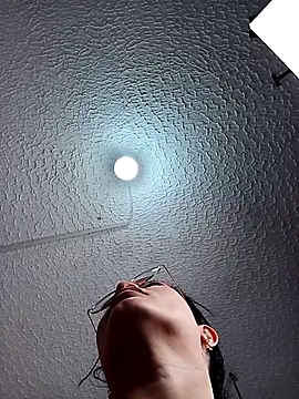 valerie lya online show from November 27, 8:42 pm