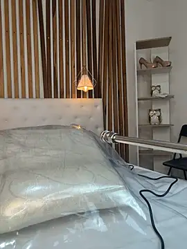 valerie lya online show from March 9, 8:23 pm