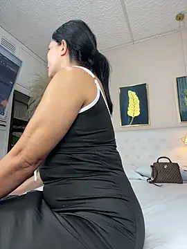 valerie lya online show from September 8, 8:08 pm