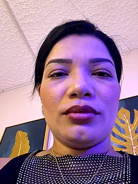 valerie lya online show from November 1, 8:14 pm