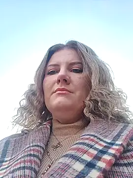 LizaCakes online show from March 14, 3:25 pm