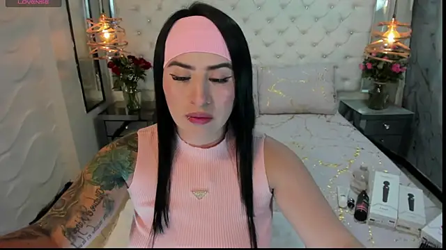 Snapshot of Nara_belen chatting on February 18, 3:10 am Nara belen online show from February 18, 3:10 am