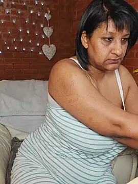 Lilybanx online show from April 18, 8:27 am