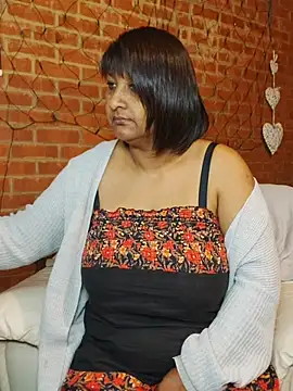 Lilybanx online show from June 18, 6:34 am