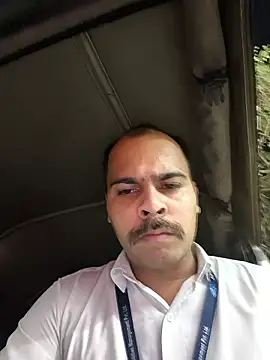 Vickyrajput009 online show from April 2, 6:58 pm