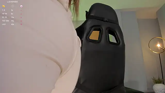 EllaClark online show from February 27, 1:41 am