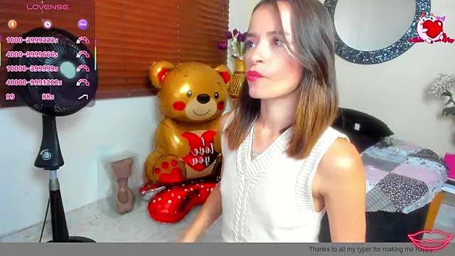 NicoleSantana online show from May 8, 10:35 pm