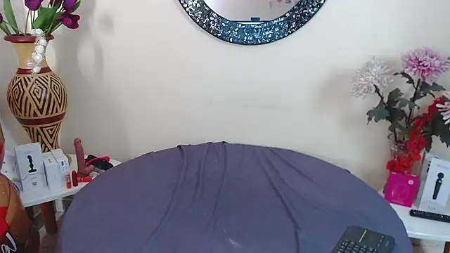 Snapshot of NicoleSantana chatting on June 11, 9:01 pm NicoleSantana online show from June 11, 9:01 pm