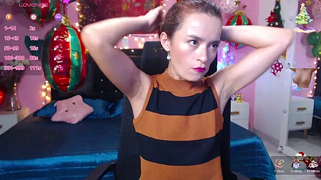 NicoleSantana online show from December 19, 11:40 pm