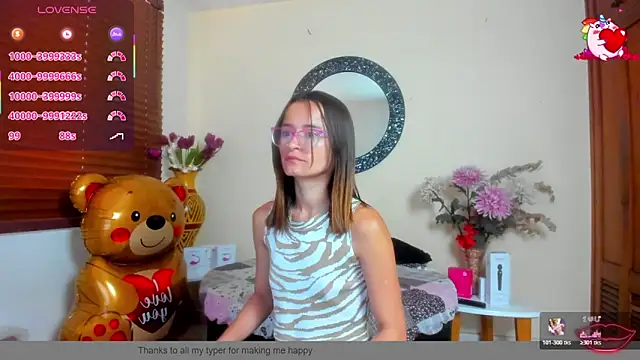 NicoleSantana online show from May 1, 9:31 pm