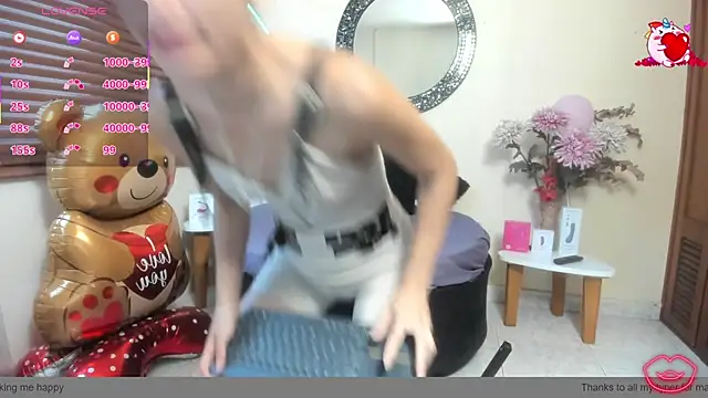 NicoleSantana online show from April 9, 10:27 pm