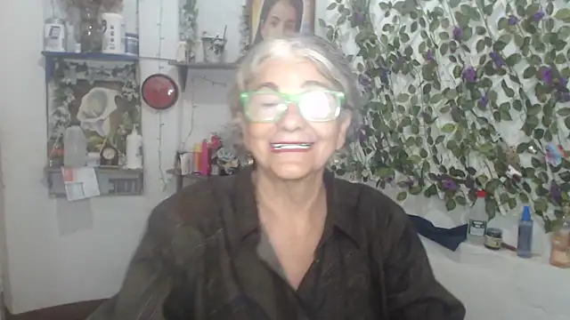 FunnyGrandma online show from May 18, 12:00 am