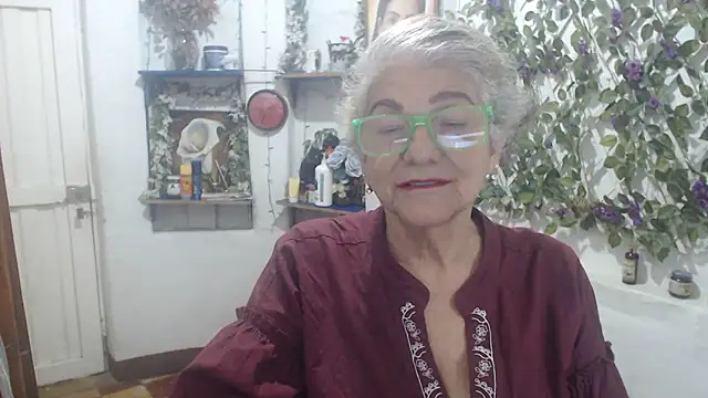 FunnyGrandma online show from July 6, 12:28 am