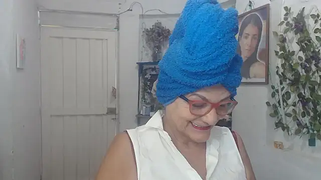 FunnyGrandma online show from September 19, 9:41 pm