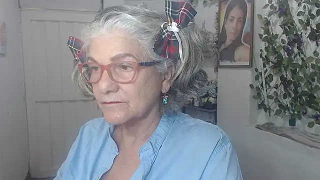 FunnyGrandma online show from October 9, 10:54 pm