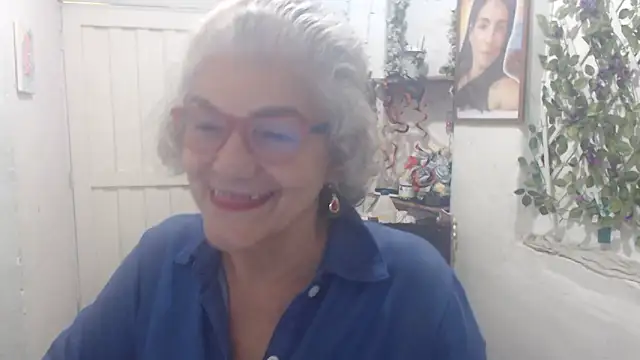 FunnyGrandma online show from October 26, 2:45 am