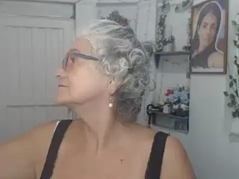 FunnyGrandma online show from September 14, 11:16 pm