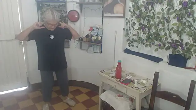 FunnyGrandma online show from February 7, 4:59 pm