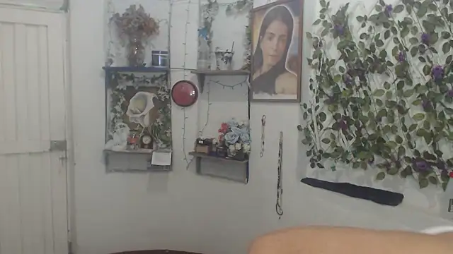 FunnyGrandma online show from March 26, 9:24 pm