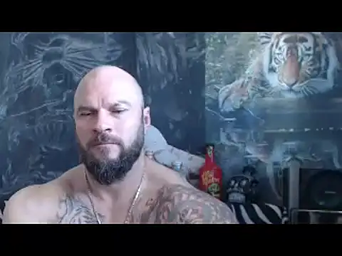 Snapshot of viking_30 chatting on April 23, 7:04 am viking 30 online show from April 23, 7:04 am